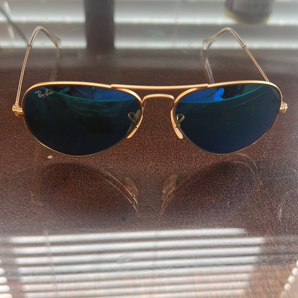 Ray-ban Aviators - Picture 2 of 6